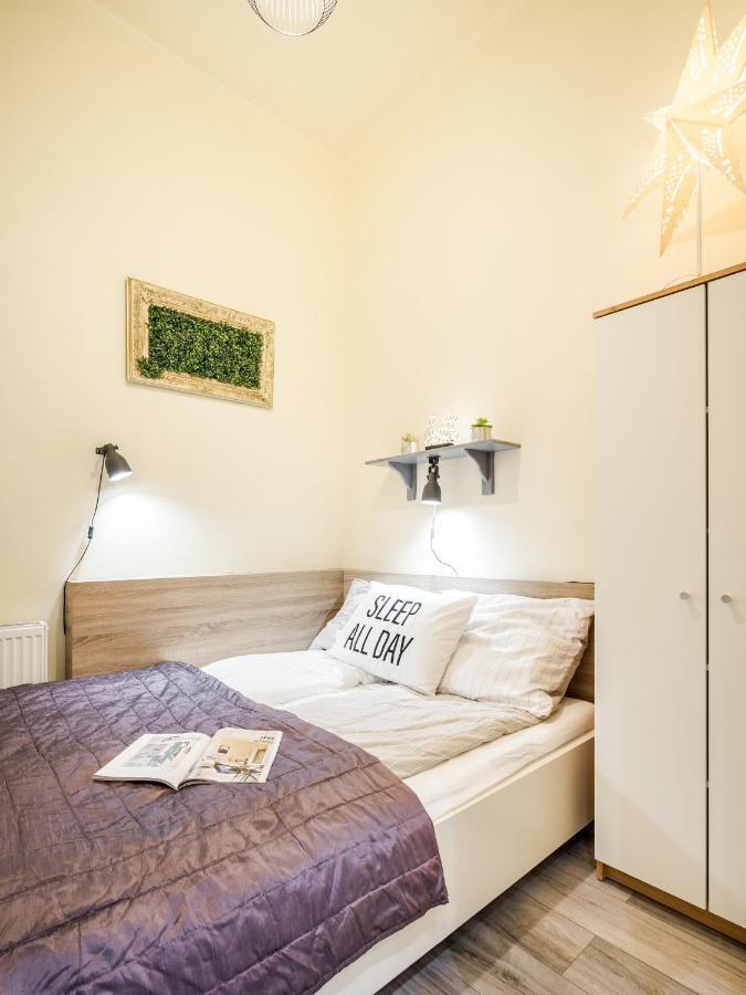 A9 Houseleek Astoria Apartment Budapest Exterior photo